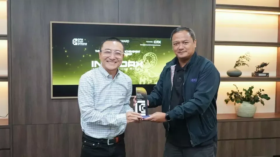 CFX Memberikan Penghargaan kepada Indodax sebagai Anggota CFX dengan Volume Transaksi Tertinggi